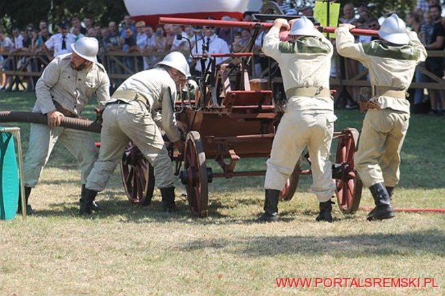 Niezwykłe sikawki w Cichowie