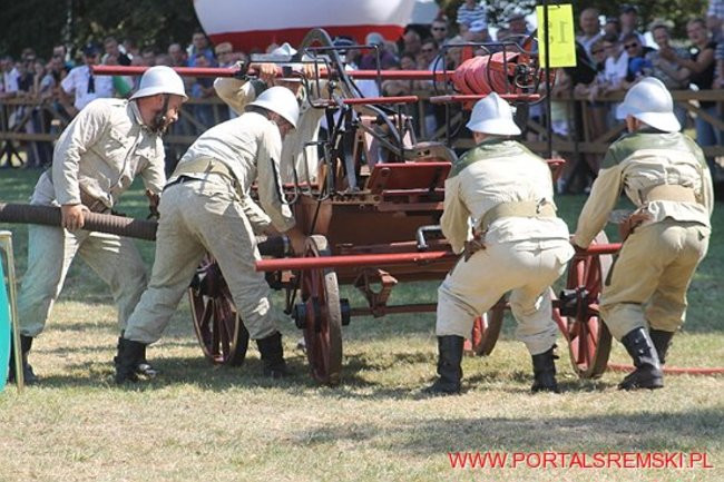 Niezwykłe sikawki w Cichowie