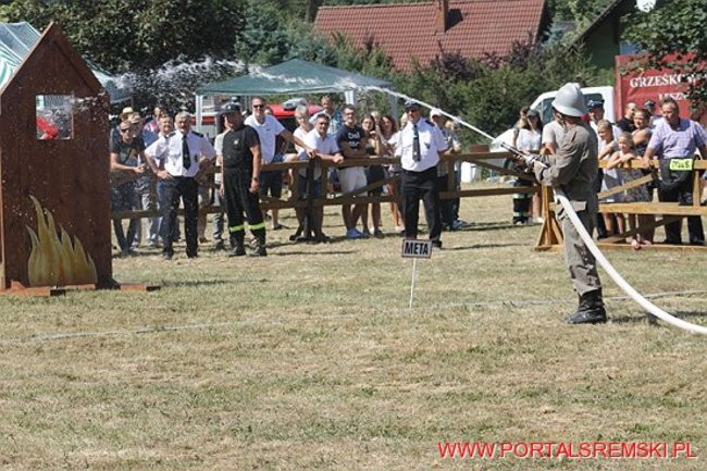 Niezwykłe sikawki w Cichowie