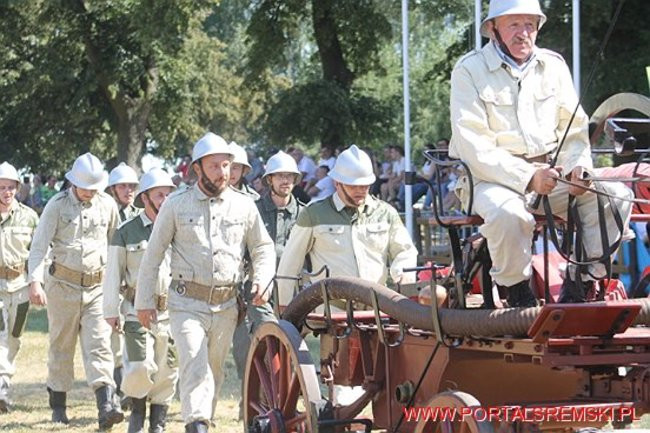 Niezwykłe sikawki w Cichowie