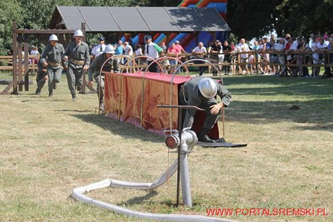 Niezwykłe sikawki w Cichowie