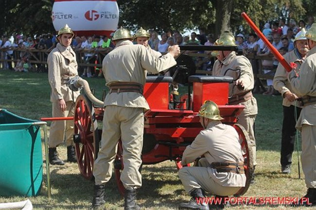 Niezwykłe sikawki w Cichowie