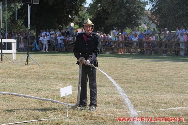 Niezwykłe sikawki w Cichowie