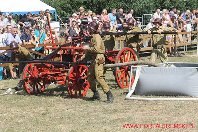 Niezwykłe sikawki w Cichowie