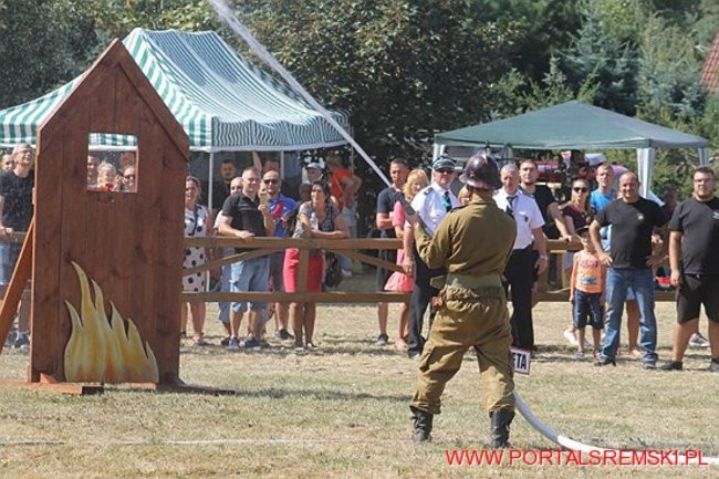 Niezwykłe sikawki w Cichowie