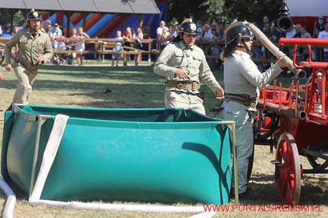 Niezwykłe sikawki w Cichowie