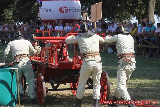 Niezwykłe sikawki w Cichowie