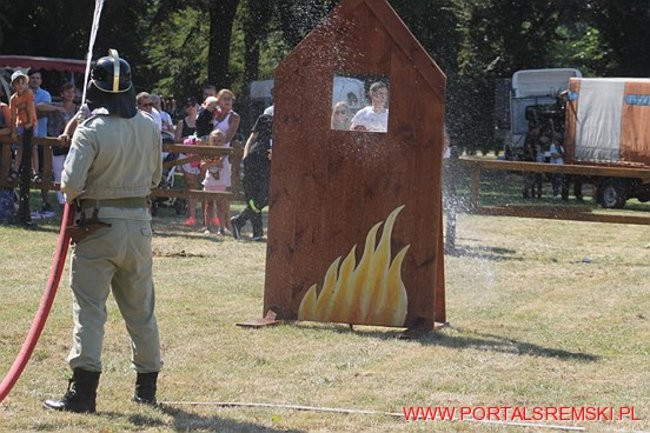 Niezwykłe sikawki w Cichowie