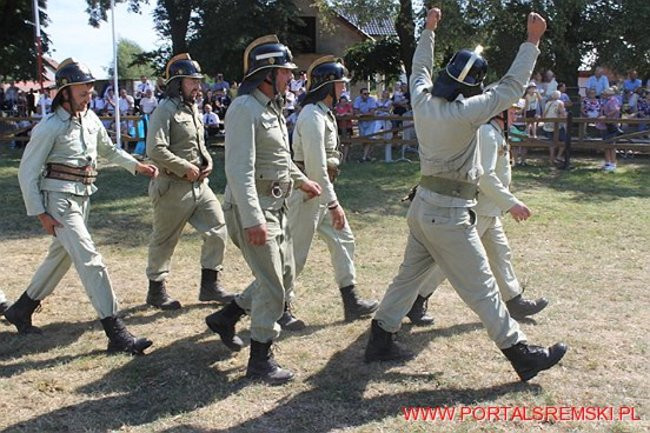 Niezwykłe sikawki w Cichowie