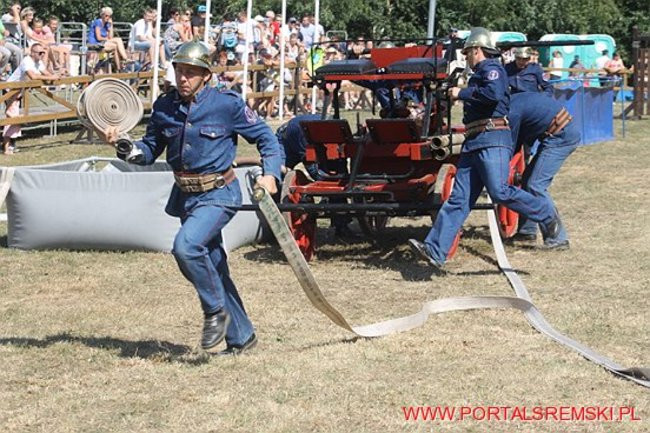 Niezwykłe sikawki w Cichowie
