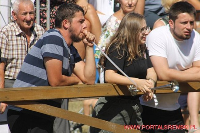 Niezwykłe sikawki w Cichowie