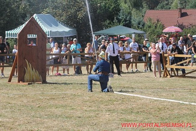 Niezwykłe sikawki w Cichowie