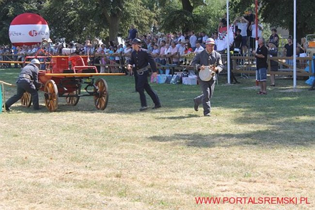 Niezwykłe sikawki w Cichowie