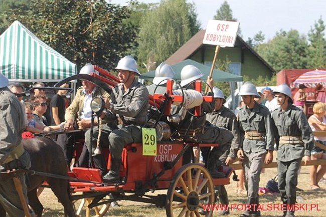Niezwykłe sikawki w Cichowie