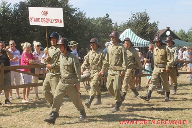 Niezwykłe sikawki w Cichowie