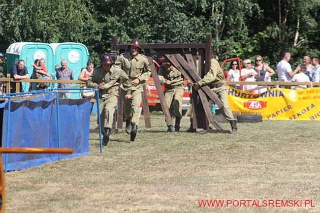 Niezwykłe sikawki w Cichowie