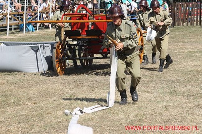 Niezwykłe sikawki w Cichowie