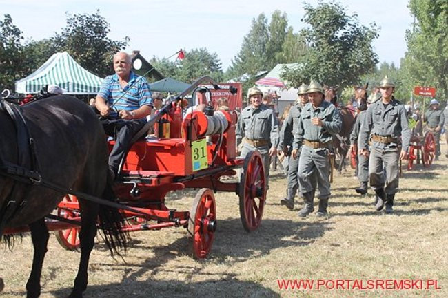 Niezwykłe sikawki w Cichowie