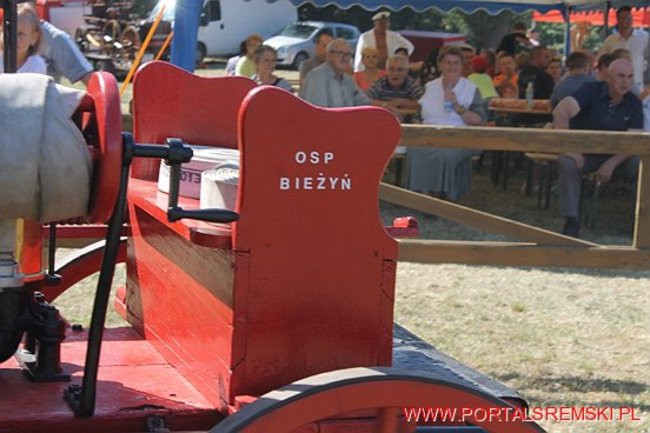 Niezwykłe sikawki w Cichowie