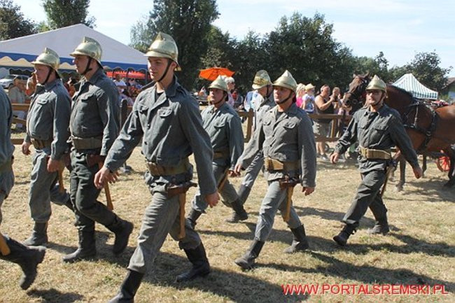 Niezwykłe sikawki w Cichowie