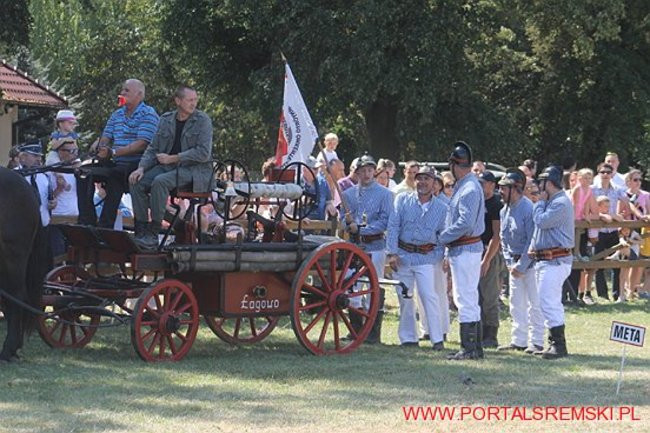 Niezwykłe sikawki w Cichowie