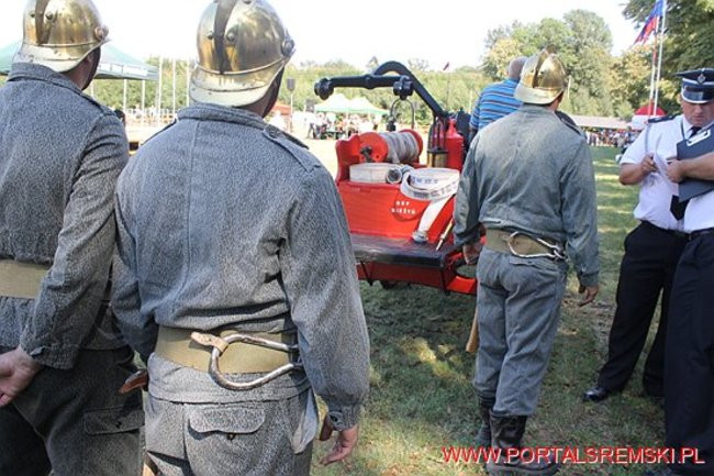 Niezwykłe sikawki w Cichowie