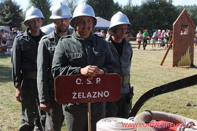 Niezwykłe sikawki w Cichowie