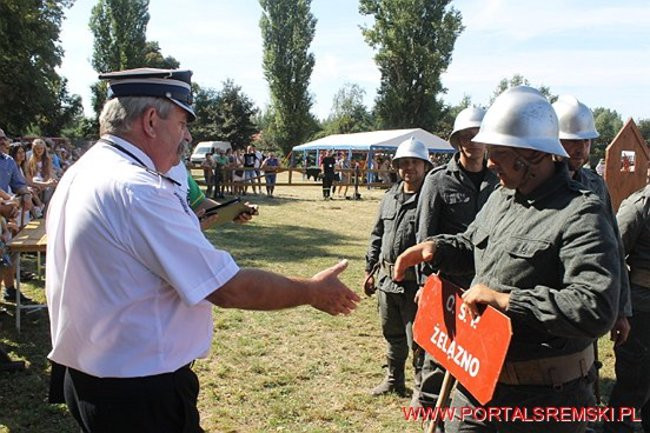 Niezwykłe sikawki w Cichowie