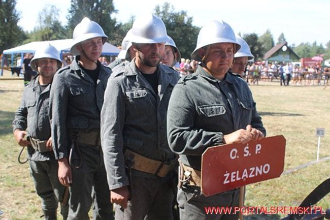 Niezwykłe sikawki w Cichowie