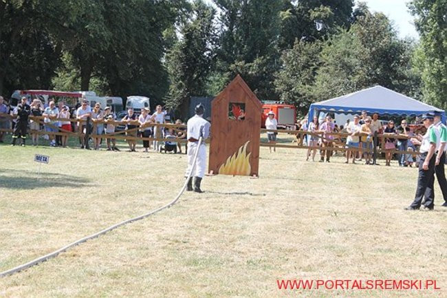 Niezwykłe sikawki w Cichowie