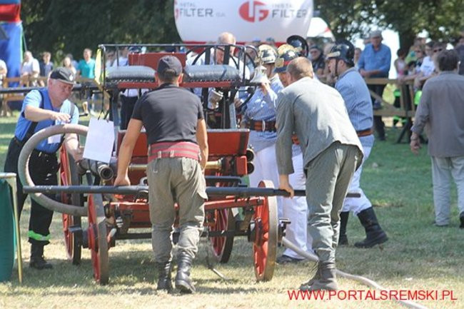 Niezwykłe sikawki w Cichowie