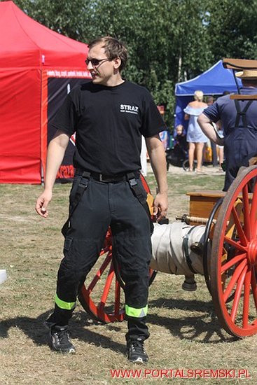 Niezwykłe sikawki w Cichowie