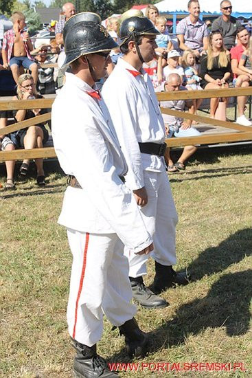 Niezwykłe sikawki w Cichowie