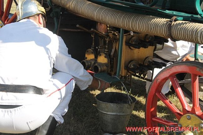 Niezwykłe sikawki w Cichowie