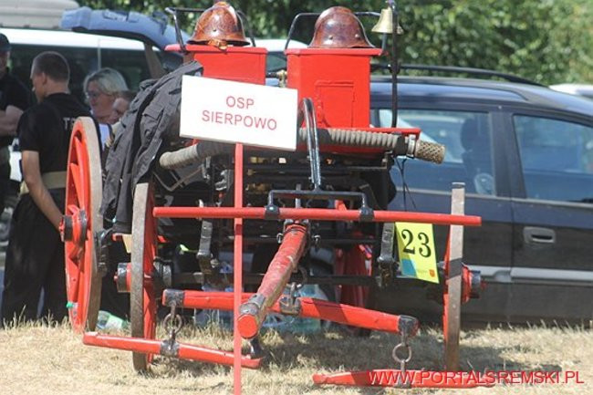 Niezwykłe sikawki w Cichowie