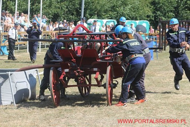 Niezwykłe sikawki w Cichowie