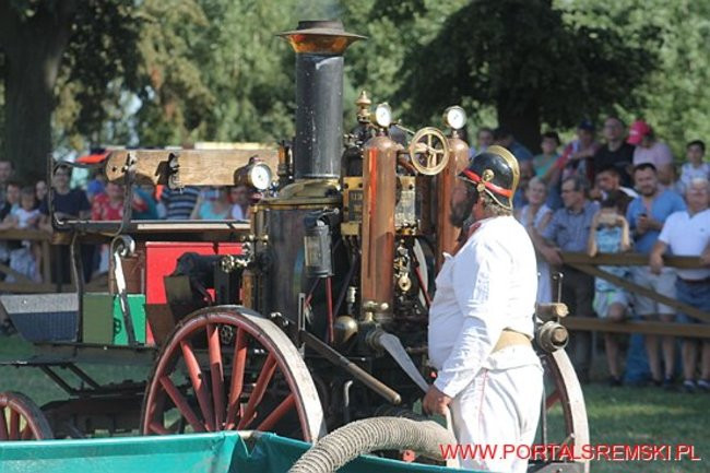 Niezwykłe sikawki w Cichowie