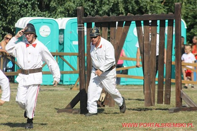 Niezwykłe sikawki w Cichowie