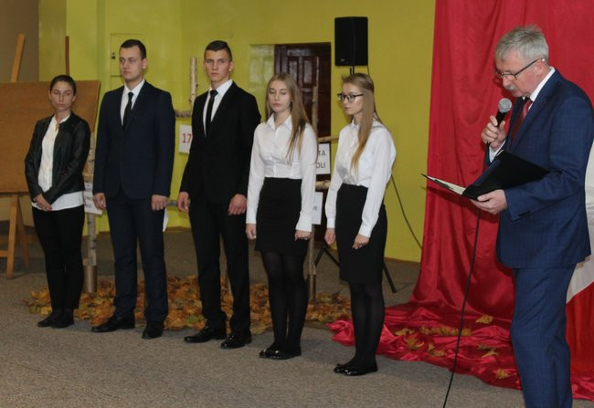 Uroczystość 100 lecia odzyskania Niepodległości w ZSR w Grzybnie