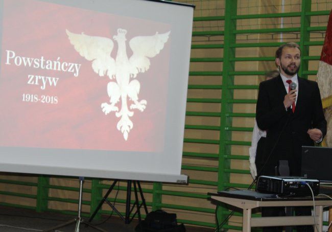 Uroczystość 100 lecia odzyskania Niepodległości w ZSR w Grzybnie