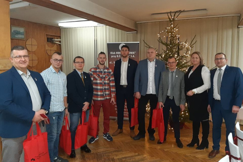 Krwiodawcy odznaczeni w Manieczkach
