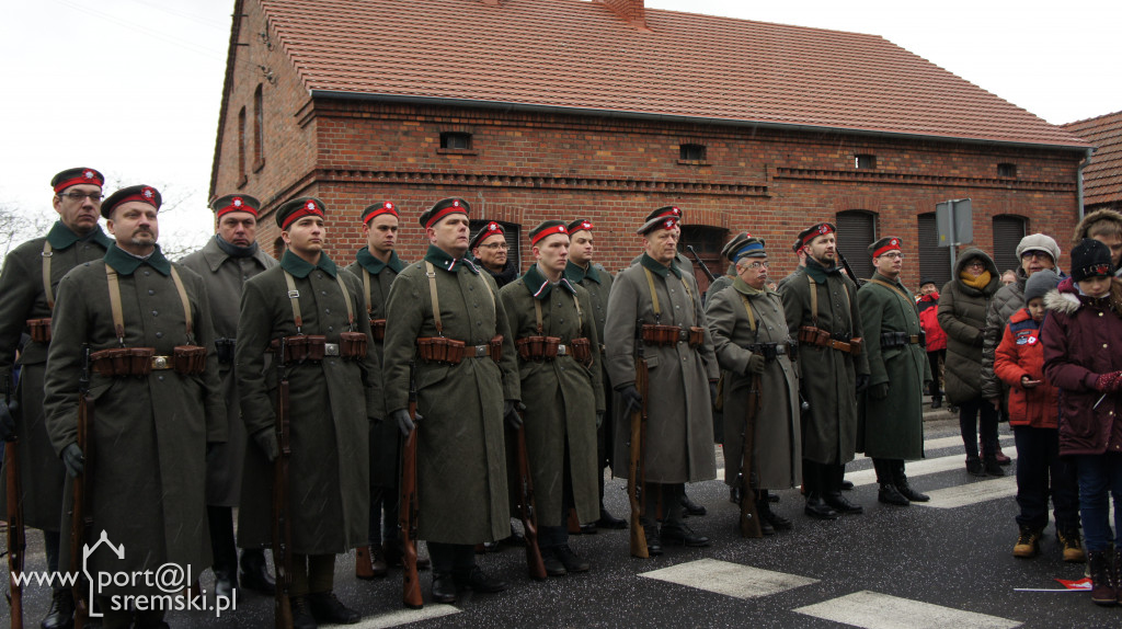 Odsłonięcie pomnika powstańców w Brodnicy