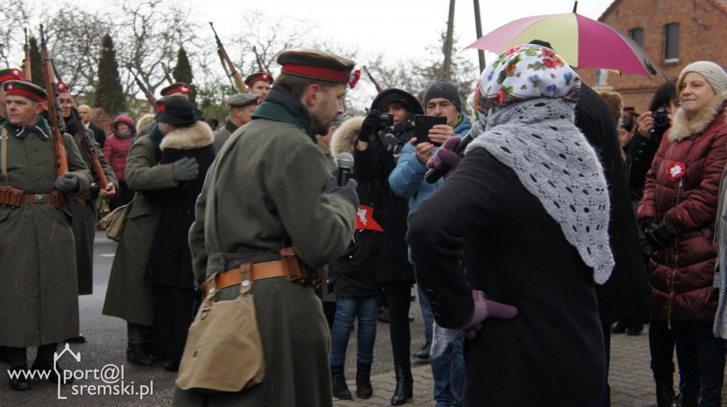Odsłonięcie pomnika powstańców w Brodnicy