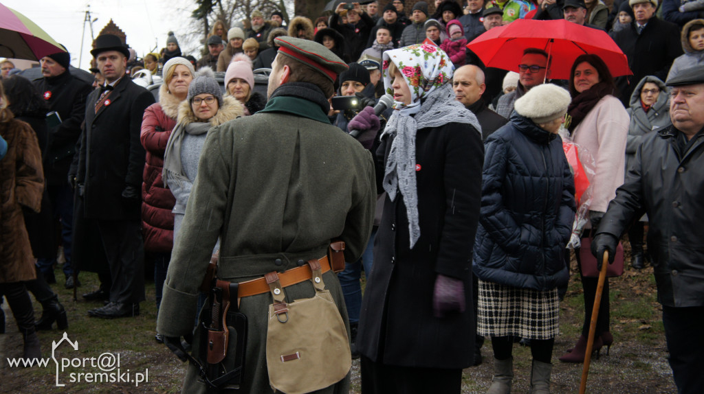 Odsłonięcie pomnika powstańców w Brodnicy