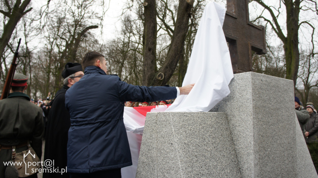 Odsłonięcie pomnika powstańców w Brodnicy
