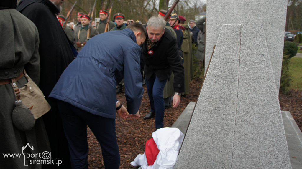 Odsłonięcie pomnika powstańców w Brodnicy