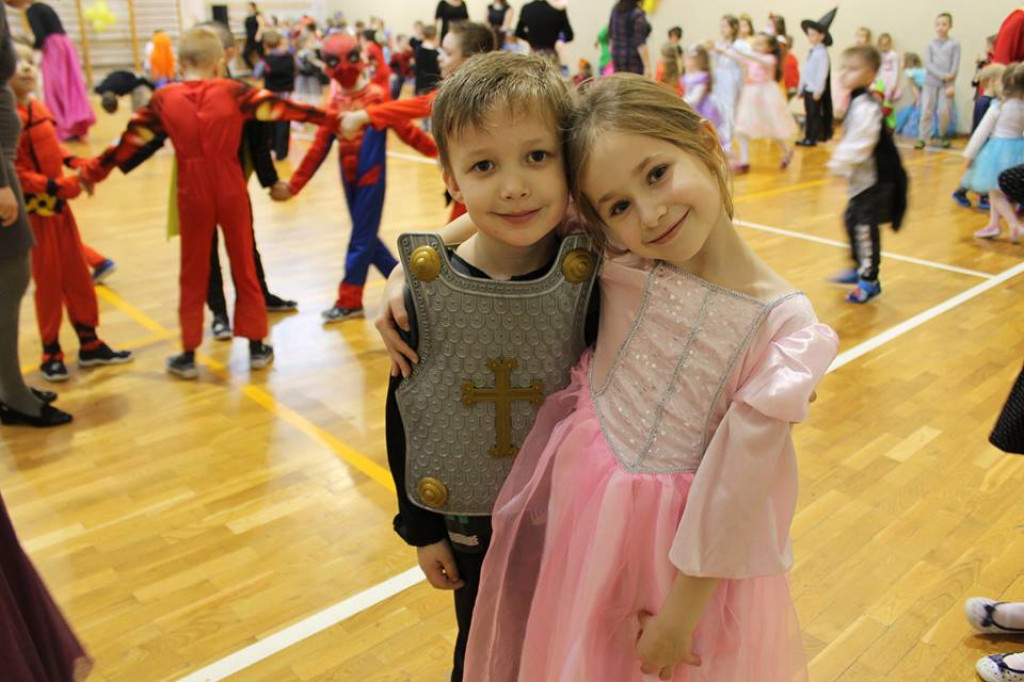 Bal w Słonecznej Szóstce