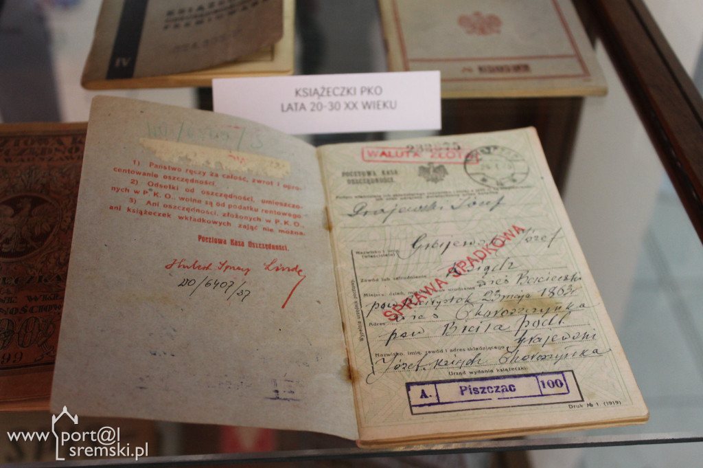 Wystawa na 100 lat PKO