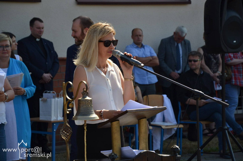 Ostatni dzwonek w Ekonomiku