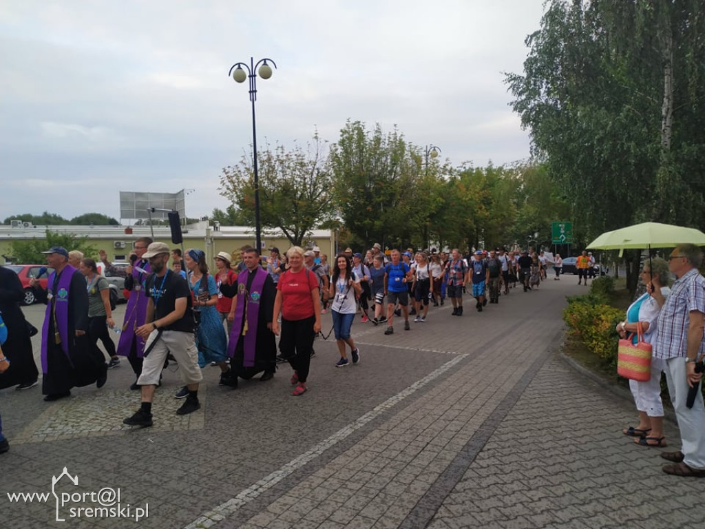 Pielgrzymi ze Szczecina w Śremie